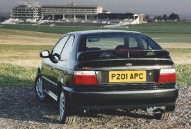 Corolla E11 1997–1999  © Toyota